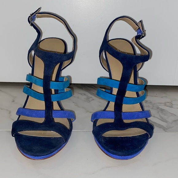 Saks Fifth Avenue heels. - Picture 2 of 13